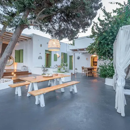 Lord * Πολλώνια